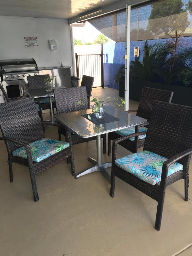 Charm City Motel Bundaberg Eksteriør bilde