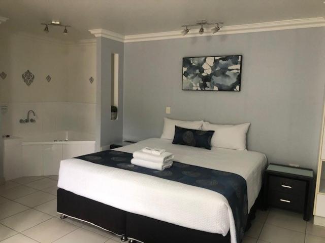 Charm City Motel Bundaberg Eksteriør bilde