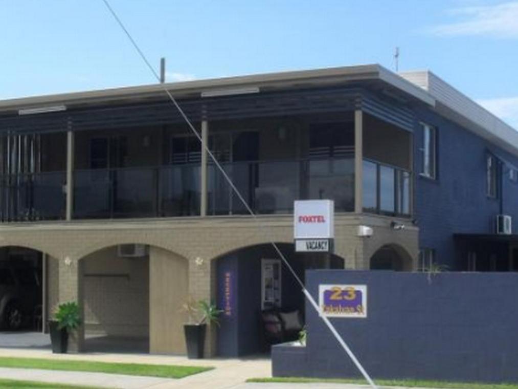 Charm City Motel Bundaberg Eksteriør bilde