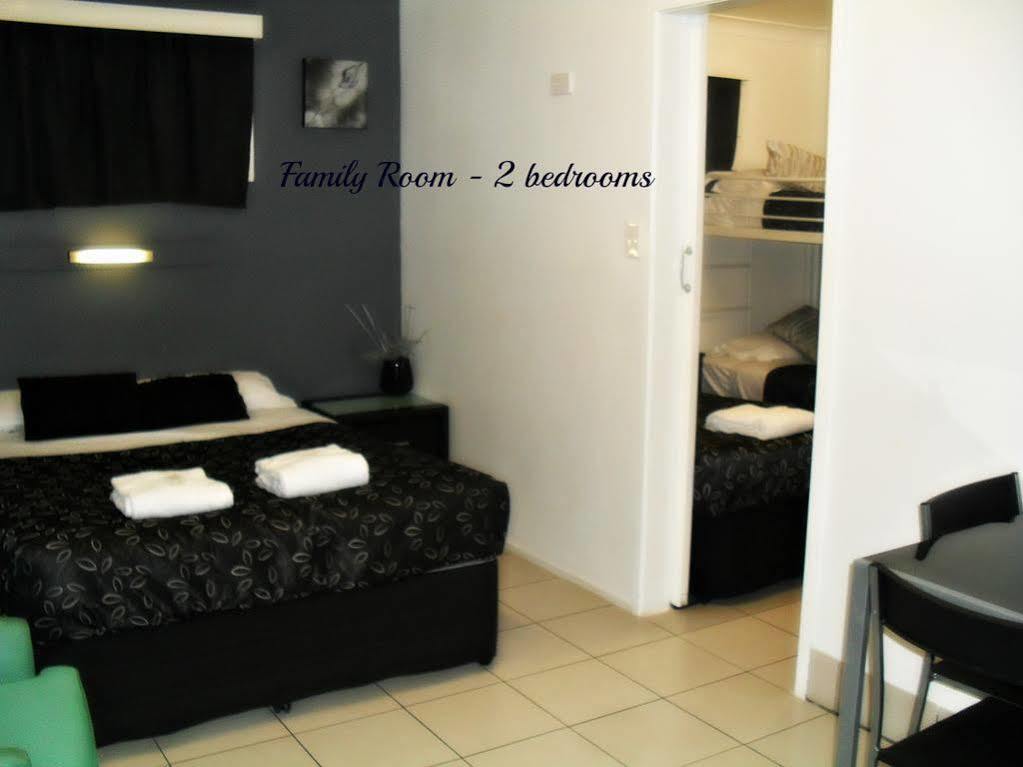 Charm City Motel Bundaberg Eksteriør bilde